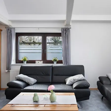 Op'n Doerp Semesterbostad *